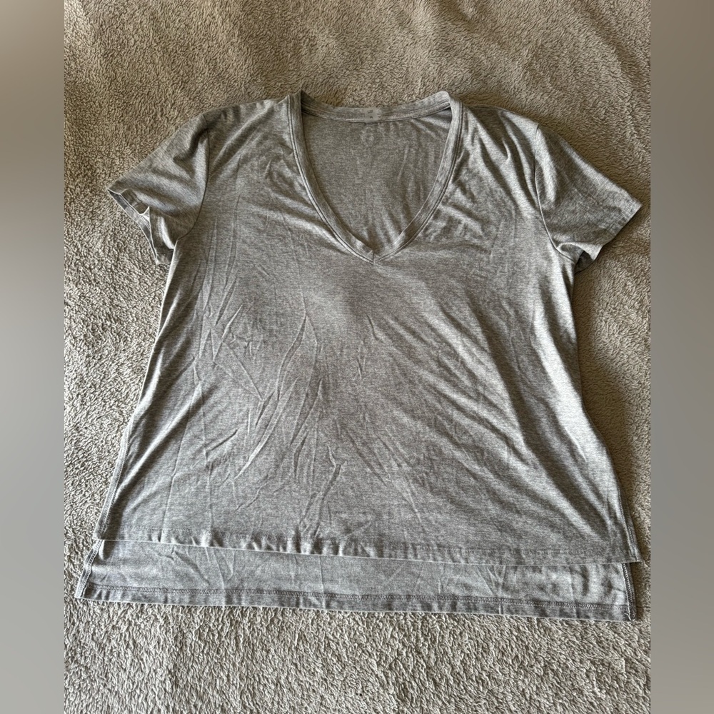 Beyond Yoga Split Up long tee